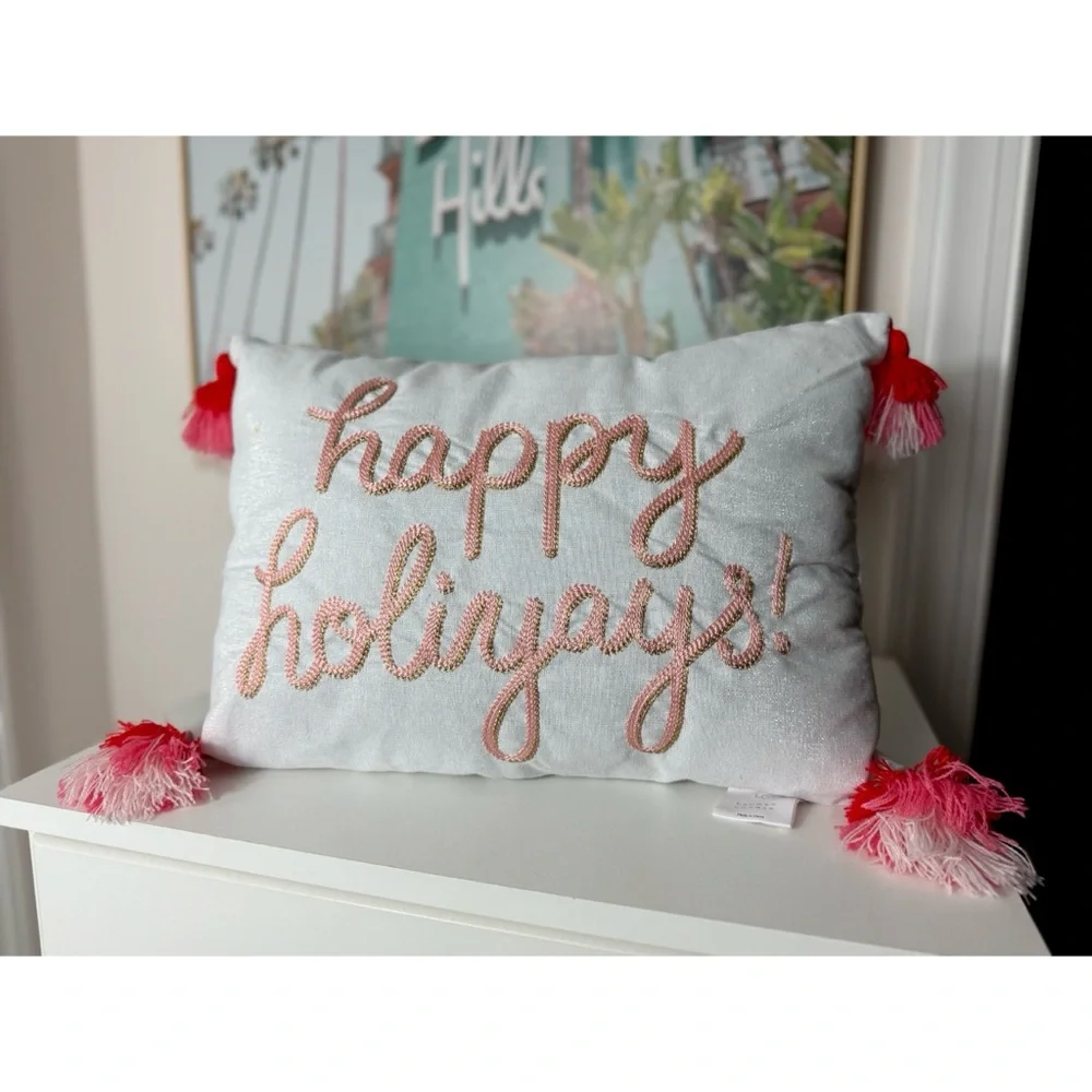 LC Lauren Conrad Happy Holiyays Christmas Tassel Decorative Holiday Pillow